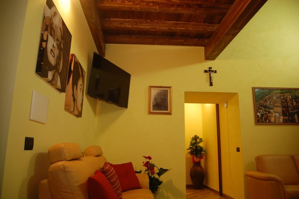 فندق L'Arco Dei Sogni Malvagna المظهر الخارجي الصورة